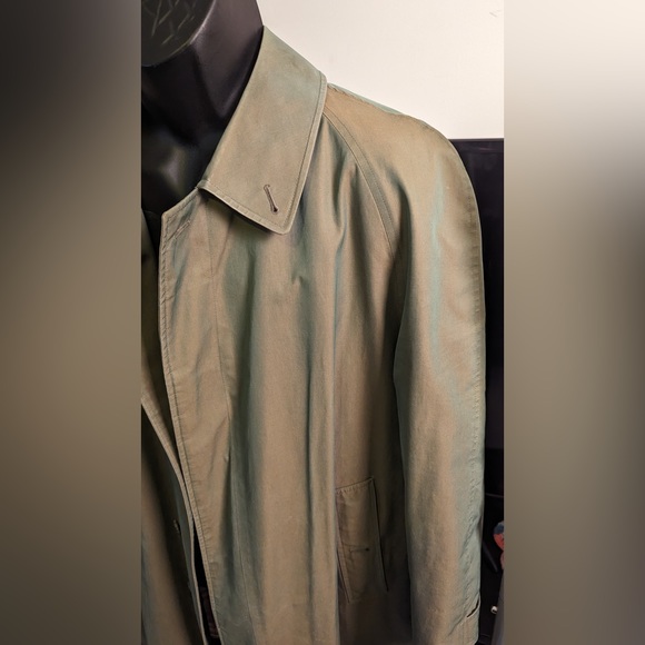 Burberry iridescent green trenchcoat - Picture 5 of 8